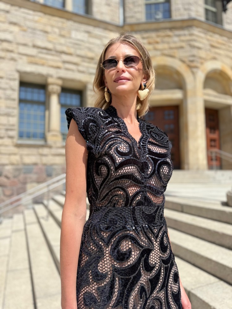 Sukienka czarna LENA