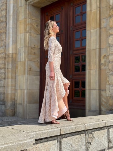 Sukienka beżowa AVA