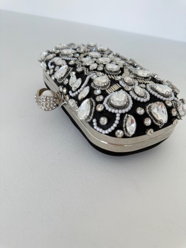 Torebka czarna- kamienie