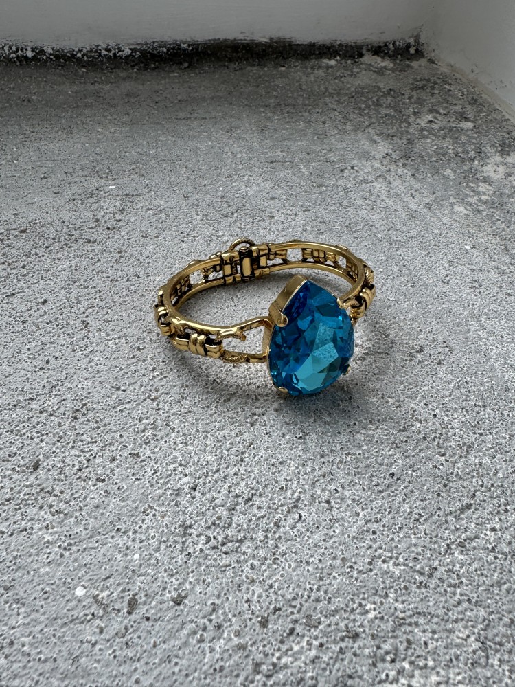 Bransoletka z kamieniem