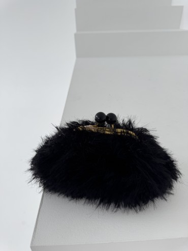 Torebka czarna z włosiem