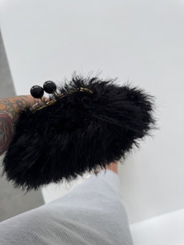 Torebka czarna z włosiem