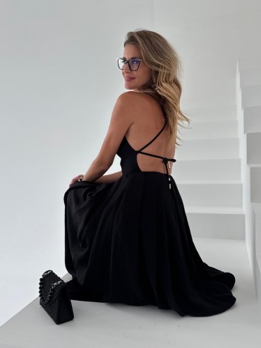 Sukienka czarna SELISE