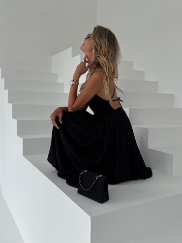 Sukienka czarna SELISE