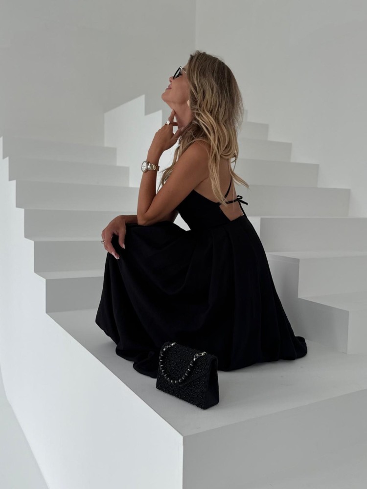 Sukienka czarna SELISE