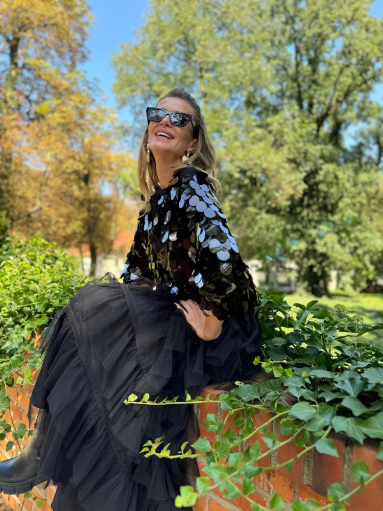 Spódnica czarna MADREA